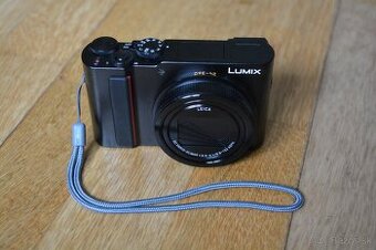 Panasonic Lumix DC-TZ200