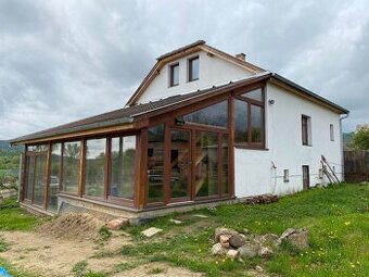 Priestranný rodinný dom s wellness - Večelkov okr. R.Sobota