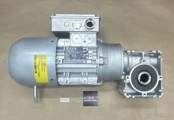 ELEKTROMOTOR S PREVODOVKOU 47 ot/min