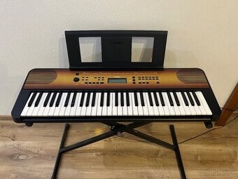 Keyboard piano YAMAHA