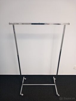 stojan na vešiaky na kolieskach  – položka 47- 50