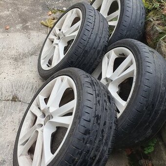 Kolesa seat leon Cupra 7J   et 43   5x 111 R 17