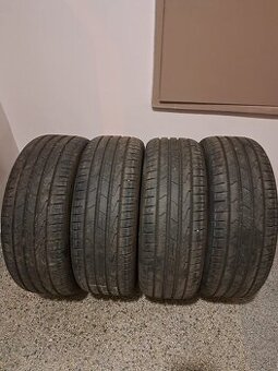 Predám letné pneumatiky Hankook 215/45 R18 89V