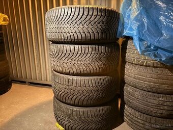 Zimné pneumatiky 255/45 R18 - 1