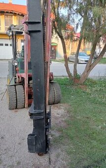 Veza z vysokozdvizneho vozika