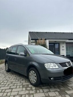 VW Touran 2.0 TDi DSG
