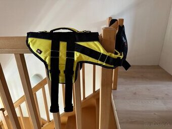 Plavacia vesta pre psa trixie