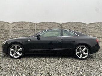Audi A5 3.0TDi 235PS 4x4 MANUAL S-LINE