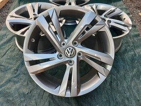 Alu disky Volkswagen Golf 8 Valencia R17 ET51