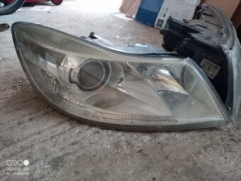 Predné svetlá Škoda octavia 2