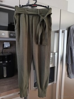 Zara úpletové tepláky-nohavice S-36
