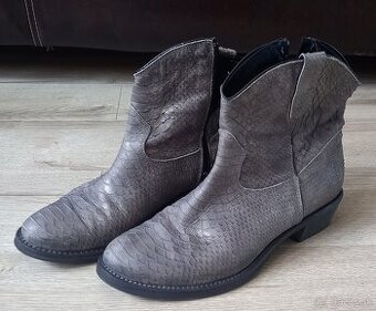 TALIANSKE KOŽENÉ ČIŽMY