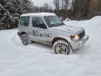 Mitsubishi pajero 2,5 td