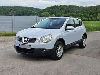 Nissan Qashqai 4x4 benzín 2.0i, automat, ťažné,STK do 4/2027