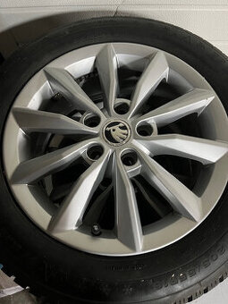 Disky 6,5Jx16ET46, 5x112 s pneumatikami Dunlop Winter Sport