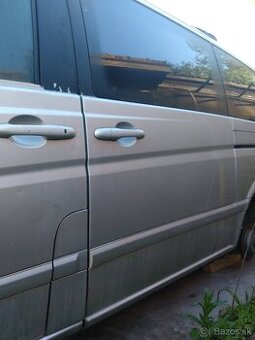 Mercedes benz VITO W639 r.2007 - dveře řidič a šoupačky