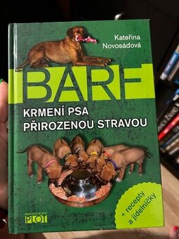 Barf kŕmení psa prirodzenou steavou