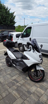 Gilera GP 800