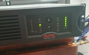 Smart UPS 750 APC