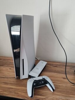 PS5 Disc Edition + nabíjacia stanica