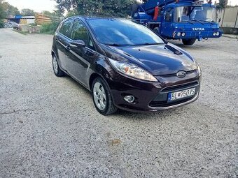 Ford fiesta 1.25 benzín titanium