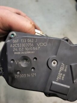 Skrtiaca klapka 1.8tsi bzb 06f133062j skoda volksw