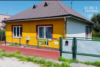 PREDAJ  4-IZB vidiecky rodinný dom Bruty, pri Štúrove-1732m2