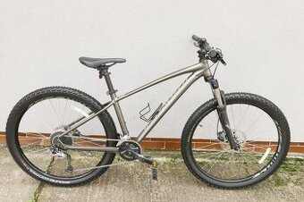 Predám horský bicykel Specialized Pitch 27,5 M