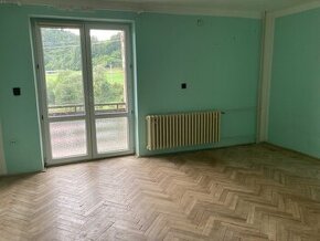 Predám 3 izb byt v Haligovciach