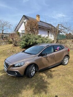 Volvo V40 Cross Country D2, AT/6
