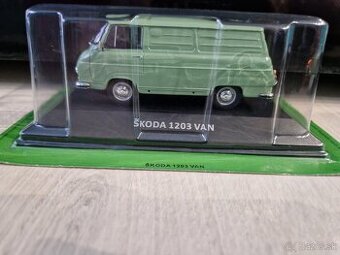 Kaleidoskop slávnych vozov-ŠKODA 3