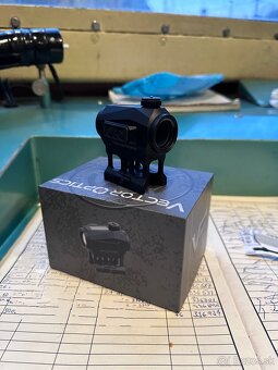 Kolimátor vector optics - v záruke