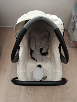 Vajíčko Bébé Confort Rèatisfix s ISOFIX