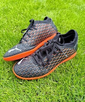 Halovky ADIDAS veľ. 40,5
