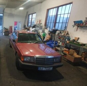 Mercedes w201 190E - 1