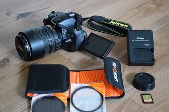 Nikon d5200 s VR objektivom 18 - 140 AF-s