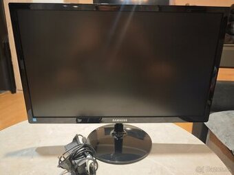 Predam Full HD monitor Samsung S24C350HS