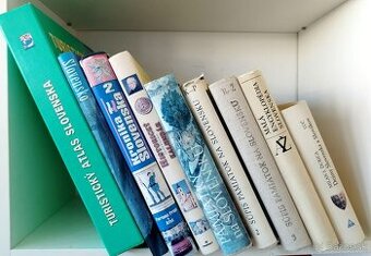 Zbierka o Slovensku (Encyklopédie, kroniky, atlasy)