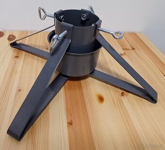 Stojan na vianočný stromček