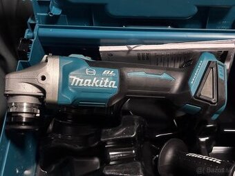 Makita uhlová bruska - 1x použitá