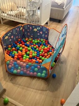 Guličky do suchého bazena