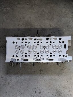 Hlava motora Ford 1,6TDci