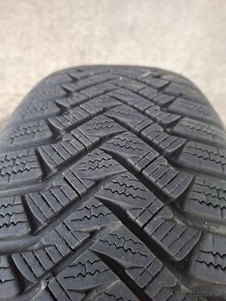 Zimne pneu Laufen 195/60R15