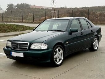 Mercedes - Benz C220 diesel AMG 17” NOVÁ TK a EK