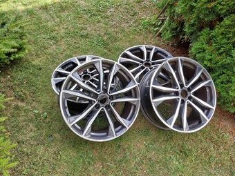 Predam na BMW 3,5 a iné  4x Alu disky R19