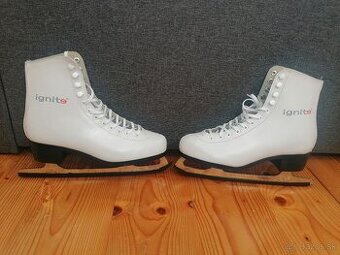 Predám dámske korčule veľkosť 41