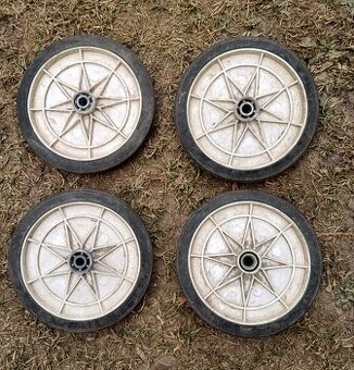 Kolieka na retro kočík buginu