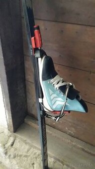 predám lyže a ližarky retro