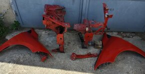 Renault Megan 3 Karoseria diely:nosniky,dvere+blatniky