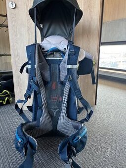Deuter Kid Comfort nosič Top stav